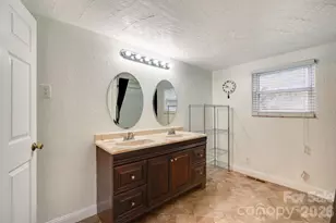 1510 1st St Pl SE, Hickory, NC 28602 - Photo 20