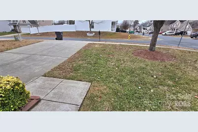 3220 Ernest Russell Court, Charlotte, NC 28269 - Photo 6