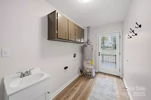 9329 Possum Hollow Rd, Fort Mill, SC 29707 - Photo 8