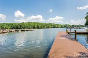 8928 Carneros Creek Rd, Charlotte, NC 28214 - Photo 42