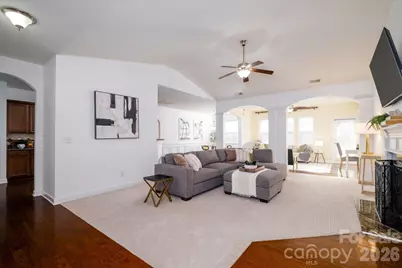 8928 Carneros Creek Road, Charlotte, NC 28214 - Photo 10