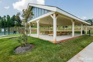 8928 Carneros Creek Rd, Charlotte, NC 28214 - Photo 44