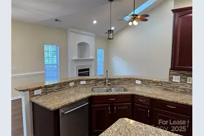 10822 Chamberlain Hall Court, Charlotte, NC 28277 - Photo 32