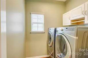 8017 Bridgegate Dr, Huntersville, NC 28078 - Photo 18