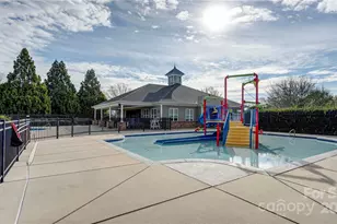 8017 Bridgegate Dr, Huntersville, NC 28078 - Photo 40