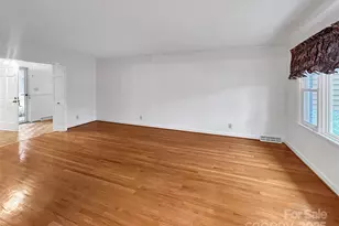 725 Willis Rd, Dallas, NC 28034 - Photo 8