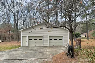 725 Willis Rd, Dallas, NC 28034 - Photo 32