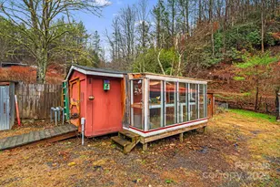 814 Little Creek Rd, Burnsville, NC 28714 - Photo 24