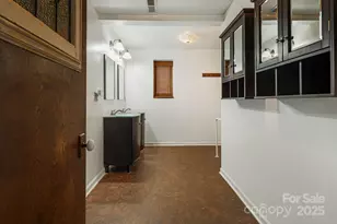 814 Little Creek Rd, Burnsville, NC 28714 - Photo 14