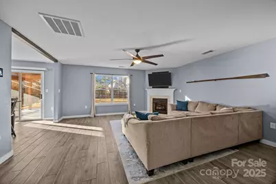 10527 River Hollow Court, Charlotte, NC 28214 - Photo 12