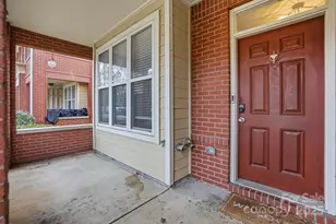 518 E 9th St, Charlotte, NC 28202 - Photo 4