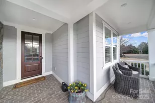 8912 Blakeney Dr, Charlotte, NC 28277 - Photo 2