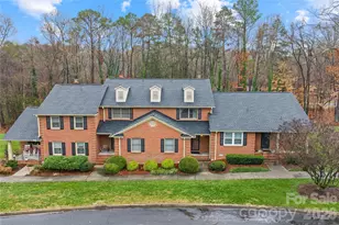 8430 Coulwood Oak Ln, Charlotte, NC 28214 - Photo 2
