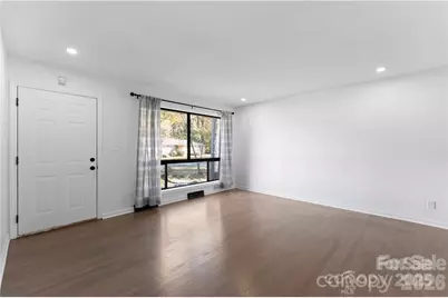 514 Camrose Drive, Charlotte, NC 28215 - Photo 8