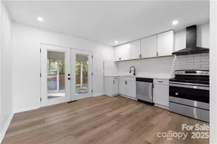 514 Camrose Dr, Charlotte, NC 28215 - Photo 18