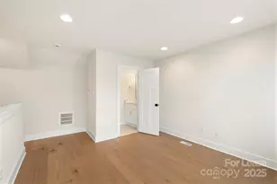 5019 York Park Ln, Charlotte, NC 28217 - Photo 32