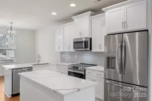 5019 York Park Ln, Charlotte, NC 28217 - Photo 14