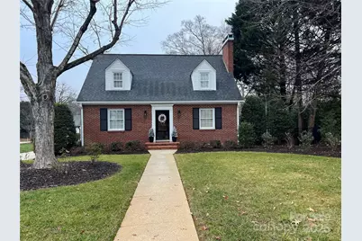 445 E Cannon Avenue, Albemarle, NC 28001 - Photo 2