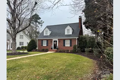 445 E Cannon Avenue, Albemarle, NC 28001 - Photo 1