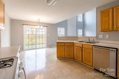 11318 Glenstone Court, Charlotte, NC 28269 - Photo 16