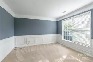 11318 Glenstone Ct, Charlotte, NC 28269 - Photo 6