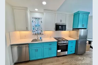 31 W Berkley Street, Granite Falls, NC 28630 - Photo 12