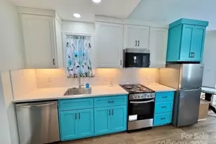 31 W Berkley St, Granite Falls, NC 28630 - Photo 12