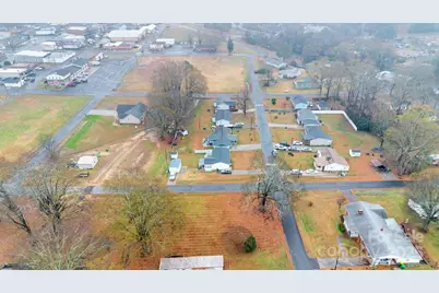 424 N Center Street, Oakboro, NC 28129 - Photo 40