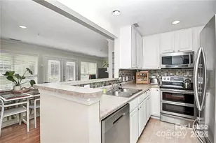 1140 W 1st St, Charlotte, NC 28202 - Photo 4