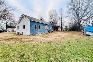 538 6th St, Chester, SC 29706 - Photo 2