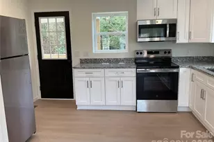 298 S Church St, Forest City, NC 28043 - Photo 8