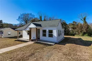 298 S Church St, Forest City, NC 28043 - Photo 4