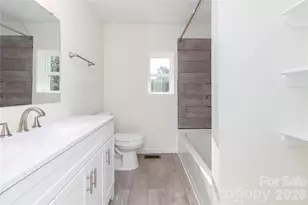 298 S Church St, Forest City, NC 28043 - Photo 20