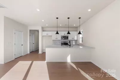 2300 Endeavor Run, Charlotte, NC 28269 - Photo 4