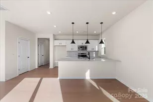 2300 Endeavor Run, Charlotte, NC 28269 - Photo 4