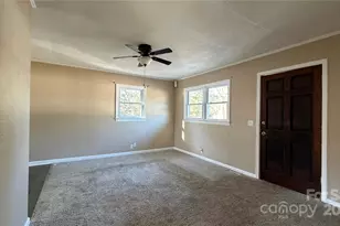 513 Holly St, Dallas, NC 28034 - Photo 18