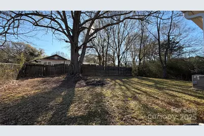 513 Holly Street, Dallas, NC 28034 - Photo 22