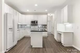 8615 Tayland Cellers Ct, Charlotte, NC 28277 - Photo 8