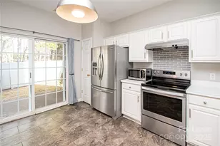 2121 Kaybird Ln, Charlotte, NC 28270 - Photo 12