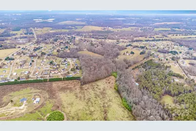 2107 Jenkins Printing Drive, Newton, NC 28658 - Photo 6