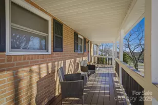 102 Page St, Morganton, NC 28655 - Photo 8