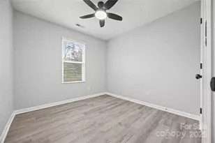 916 Sundance Dr, Gastonia, NC 28054 - Photo 16