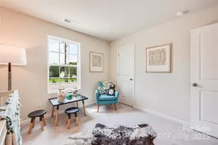 10010 Chatham Run Ln, Charlotte, NC 28262 - Photo 22