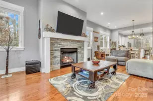 14 Cider Hl Ln, Hendersonville, NC 28792 - Photo 10