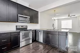 2564 Tranquil Oak Pl, Charlotte, NC 28206 - Photo 16