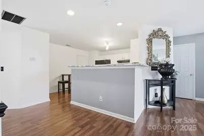 5825 Brookfield Pointe Drive, Charlotte, NC 28216 - Photo 12