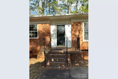 818 Ferndale Drive, Statesville, NC 28677 - Photo 2