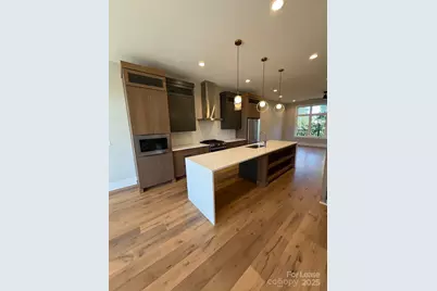 110 Frazier Avenue, Charlotte, NC 28216 - Photo 4