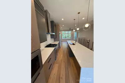 110 Frazier Avenue, Charlotte, NC 28216 - Photo 2