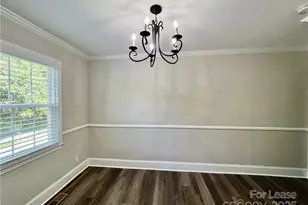 204 N Laurel Ave, Charlotte, NC 28207 - Photo 6